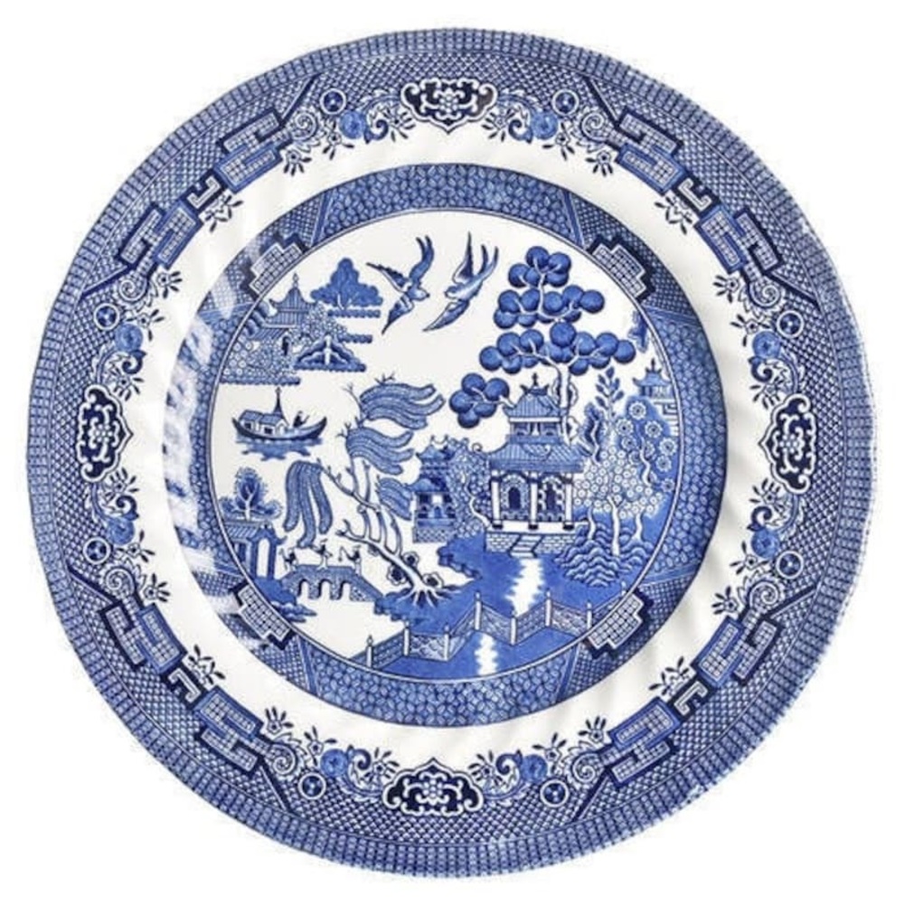 Blue Willow Dinner Scallop Plate (Swirl Rim, England)